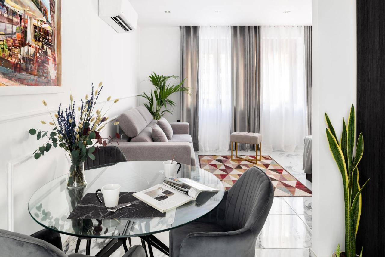 Quivir Apartamentos Deluxe Casa Del Arco อันดูคาร์ ภายนอก รูปภาพ