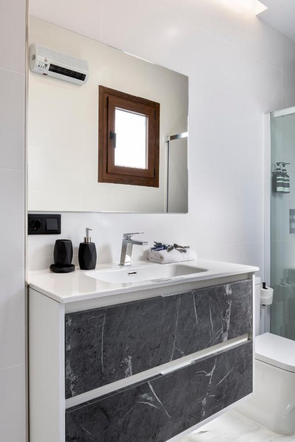 Quivir Apartamentos Deluxe Casa Del Arco อันดูคาร์ ภายนอก รูปภาพ